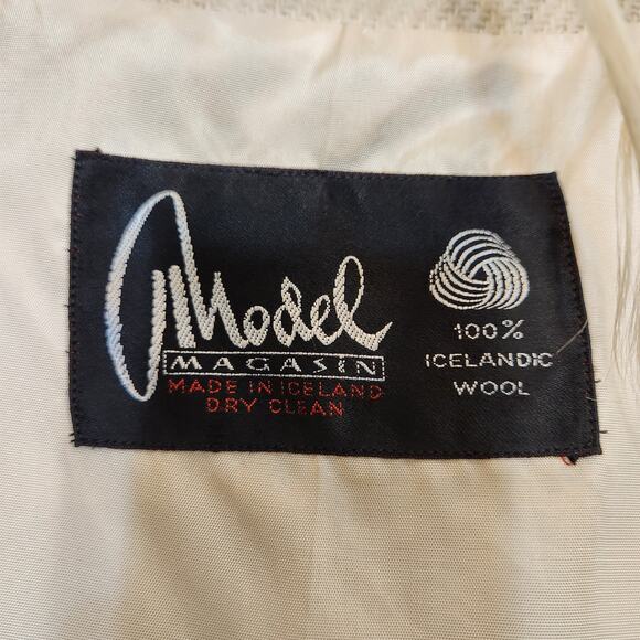 Quiet Luxury Winter Coat Cream 100% Icelandic Wool RARE Size 42 VTG Movie Prop - Picture 4 of 11